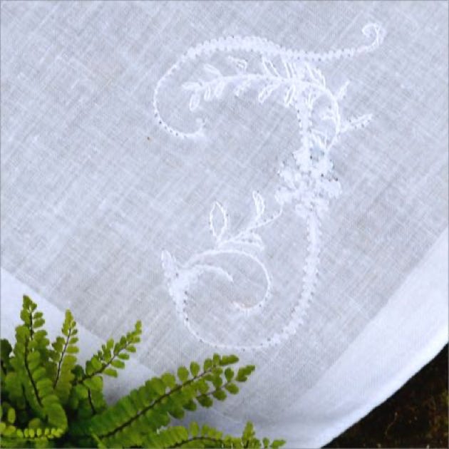 Stickerei Beispiel Schattenstich Monogramm